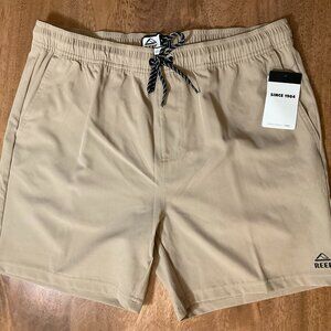 Reef Mens Active Shorts NWT Size Medium M Tan